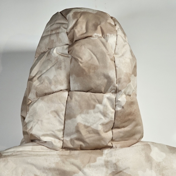 All In Motion Boys Camouflage Short Puffer Jacket With Hood Sizes: S, M, & L - Picture 6 of 11